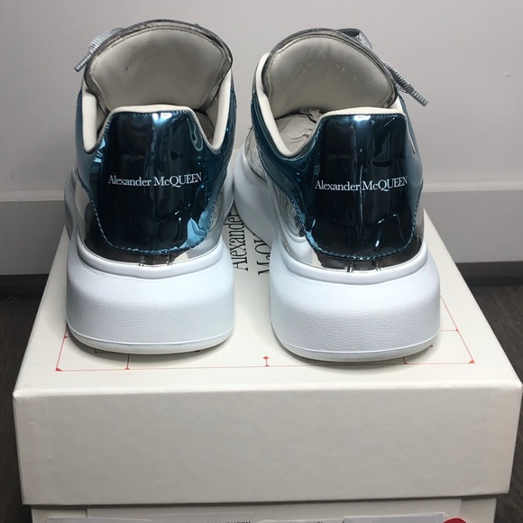 Alexander McQueen Men's Sneakers Metallic/Blue - Picture 11 of 15